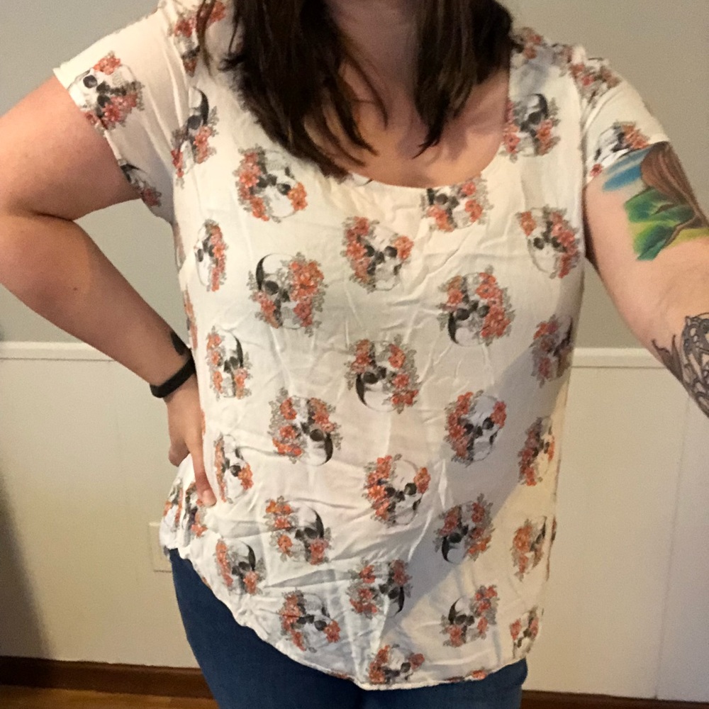 Floral skull Torrid blouse 🌸💀